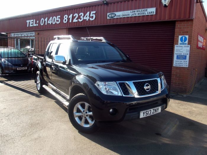 Nissan Navara 2.5 TD TEKNA AUTOMATIC Pick Up Diesel Black