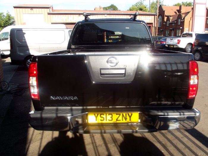Nissan Navara 2.5 TD TEKNA AUTOMATIC Pick Up Diesel Black
