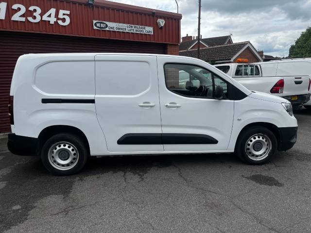 2021 Vauxhall Combo Cargo 2300 1.5 Turbo D 130ps L2 H1 Edition Automatic Van Auto LWB