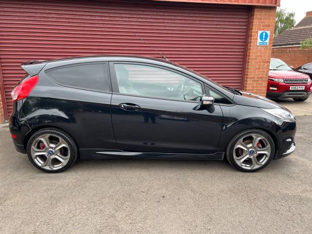 2014 Ford Fiesta 1.6 EcoBoost ST-3 3dr