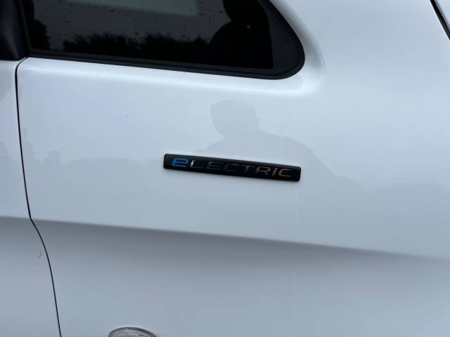 2023 Mercedes-Benz Vito 85kW 66kWh Progressive Van Auto