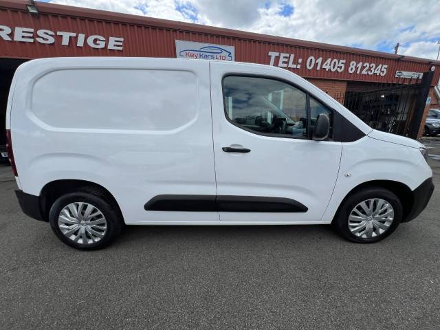 2020 Peugeot Partner 1000 1.5 BlueHDi 100 Professional Van